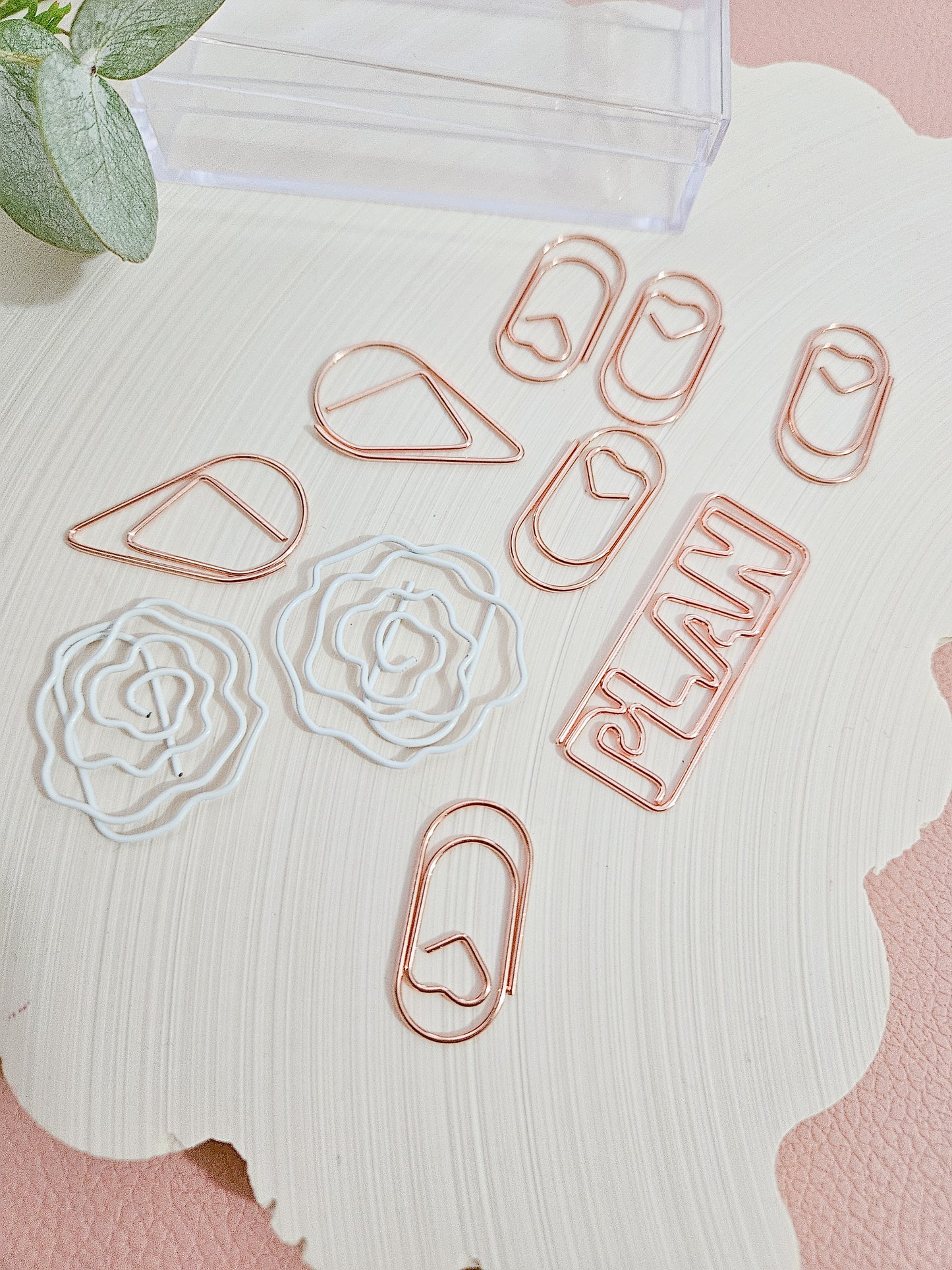 10 Mixed Paper Clips